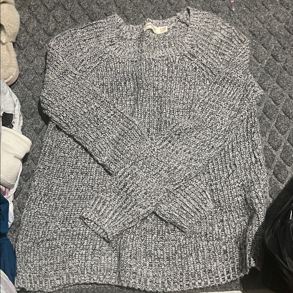 Faded Glory Women's Gray Knit Sweater